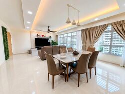 Blk 293B Skypeak @ Bukit Batok (Bukit Batok), HDB 5 Rooms #576351441
